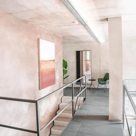 Sunset Club - Loft - 155 M2 Sichtbeton - Zentral Апартаменты